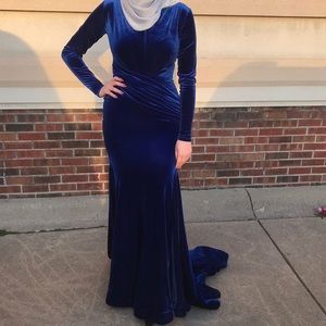 Sleeve Royal Blue Velvet Gown 